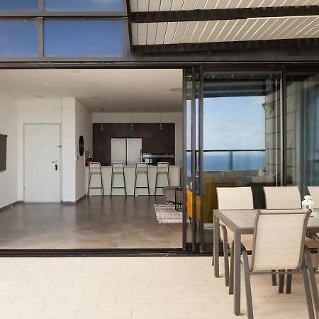 Ferienwohnung Oַ&O Group- Luxury Penthouse Jacuzzi Sea 36 Floor Bat Yam Exterior foto