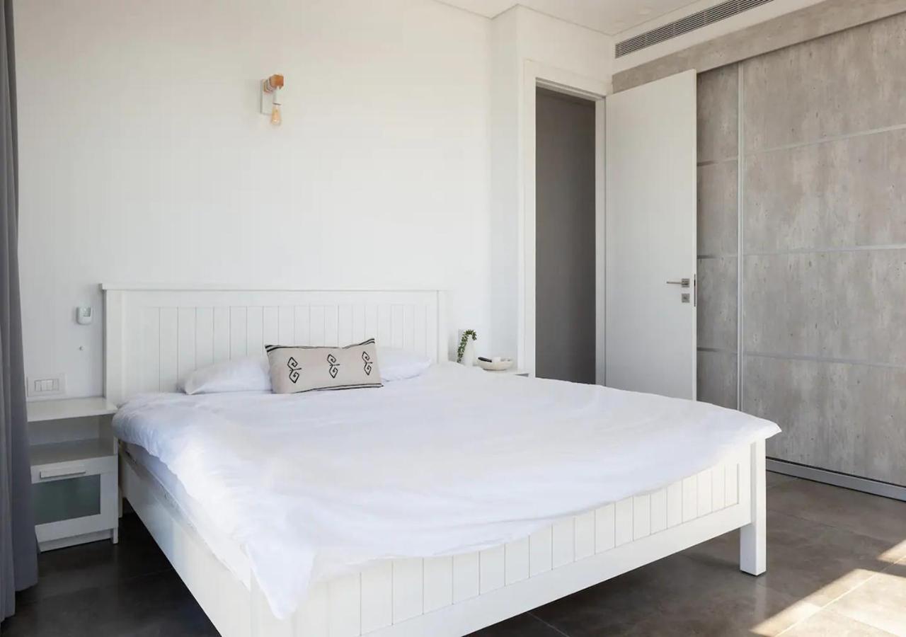 Ferienwohnung Oַ&O Group- Luxury Penthouse Jacuzzi Sea 36 Floor Bat Yam Exterior foto