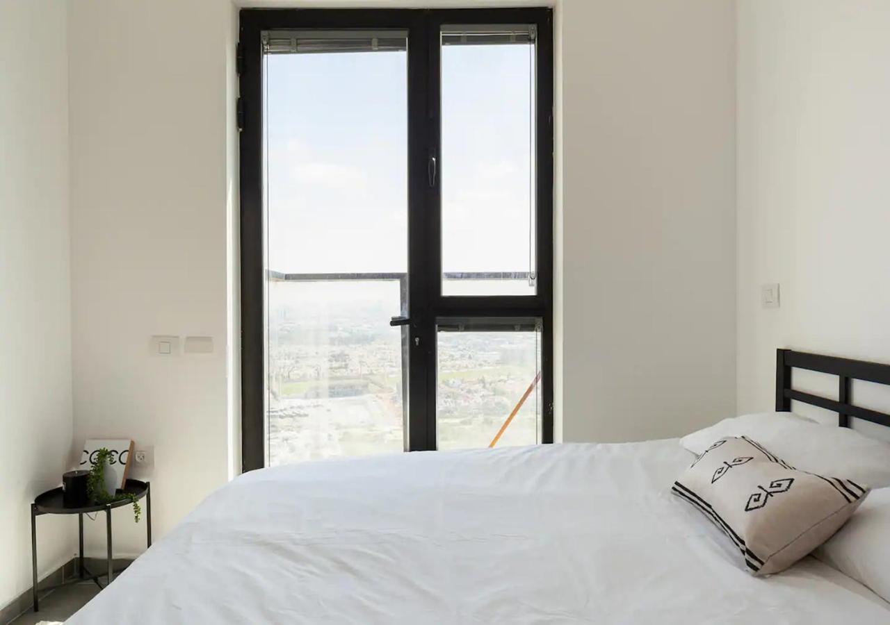 Ferienwohnung Oַ&O Group- Luxury Penthouse Jacuzzi Sea 36 Floor Bat Yam Exterior foto