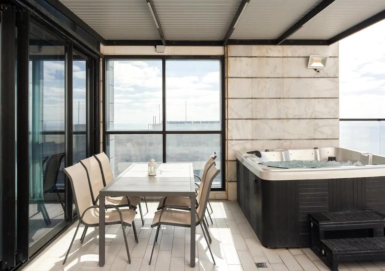 Ferienwohnung Oַ&O Group- Luxury Penthouse Jacuzzi Sea 36 Floor Bat Yam Exterior foto